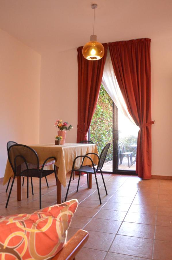 Desusino Residence & Hotel Butera Bagian luar foto
