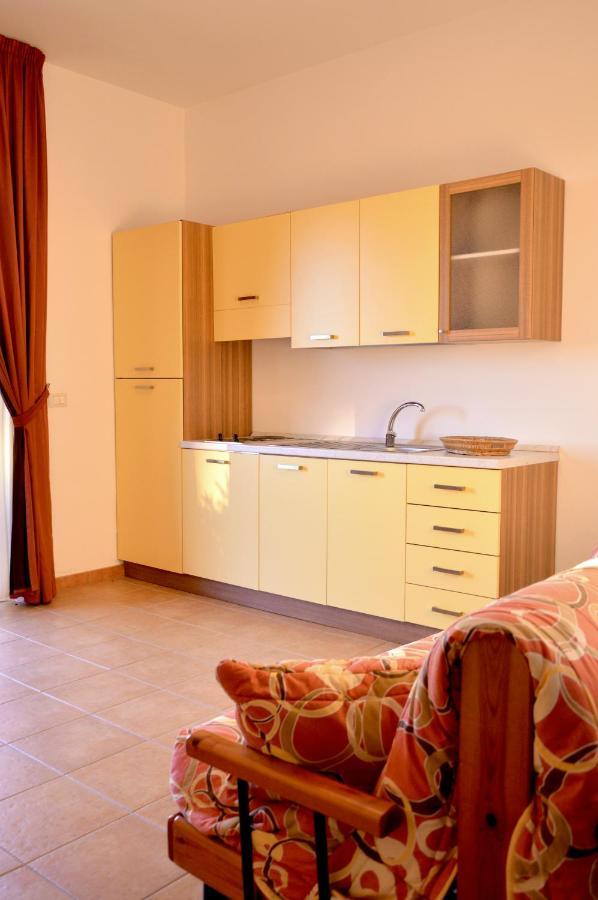 Desusino Residence & Hotel Butera Bagian luar foto